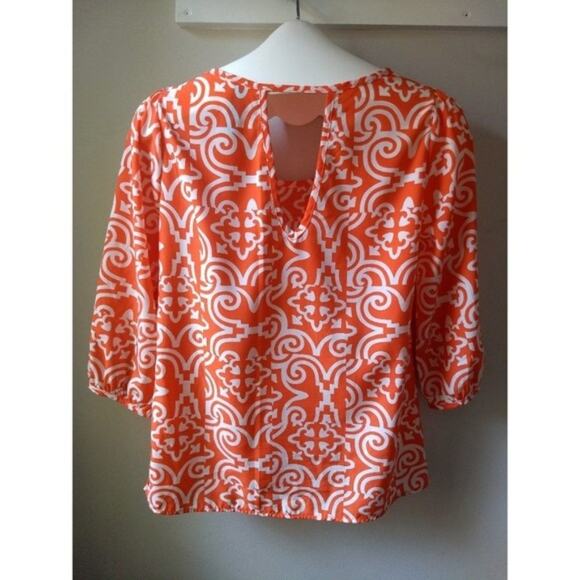 Francesca’s Buttons Brand 3/4 sleeve top small - Picture 2 of 10